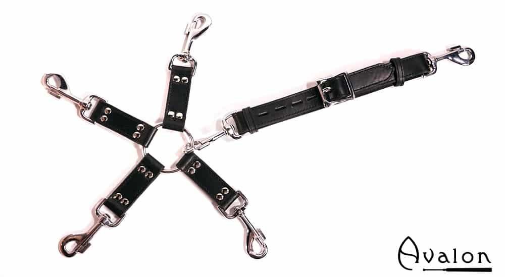 Avalon - SACRED - Hog-tie-sett med 5 deler - Sort Avalon - SACRED - Hog-tie-sett med 5 deler - Sort