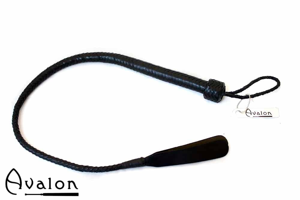 Avalon - DRAKE - Kort Bullwhip med Dobbel Snert - Svart Avalon - DRAKE - Kort Bullwhip med Dobbel Snert - Svart