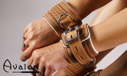 Avalon - LUST - Collar og Cuffs, 5 deler, Brunt og Hvitt